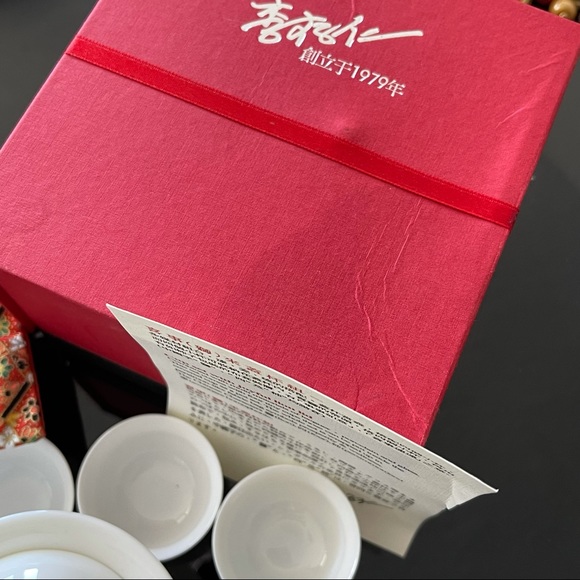 ✨ Auth - Collectible Traditional Porcelain 🍵 Set - Picture 4 of 6